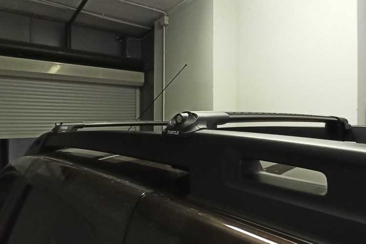 Багажник-поперечины Turtle Air1 106 см, на стандартные рейлинги